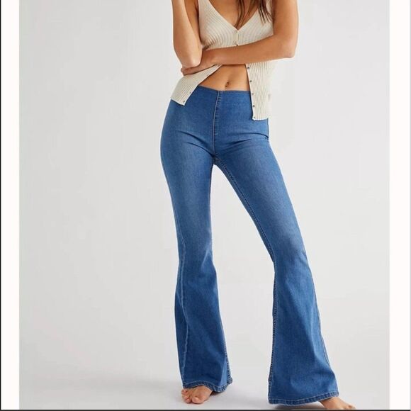 Free People We the Free Penny Pull-On Flare Jeans Size 26 - Picture 2 of 9